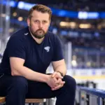 Antti Pennanen, Leijonien päävalmentaja.